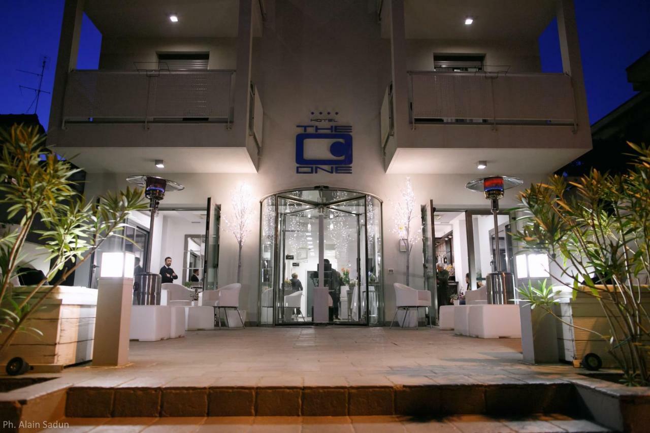 The One Hotel - Designed For Adults - Pet Lovers Riccione Bagian luar foto